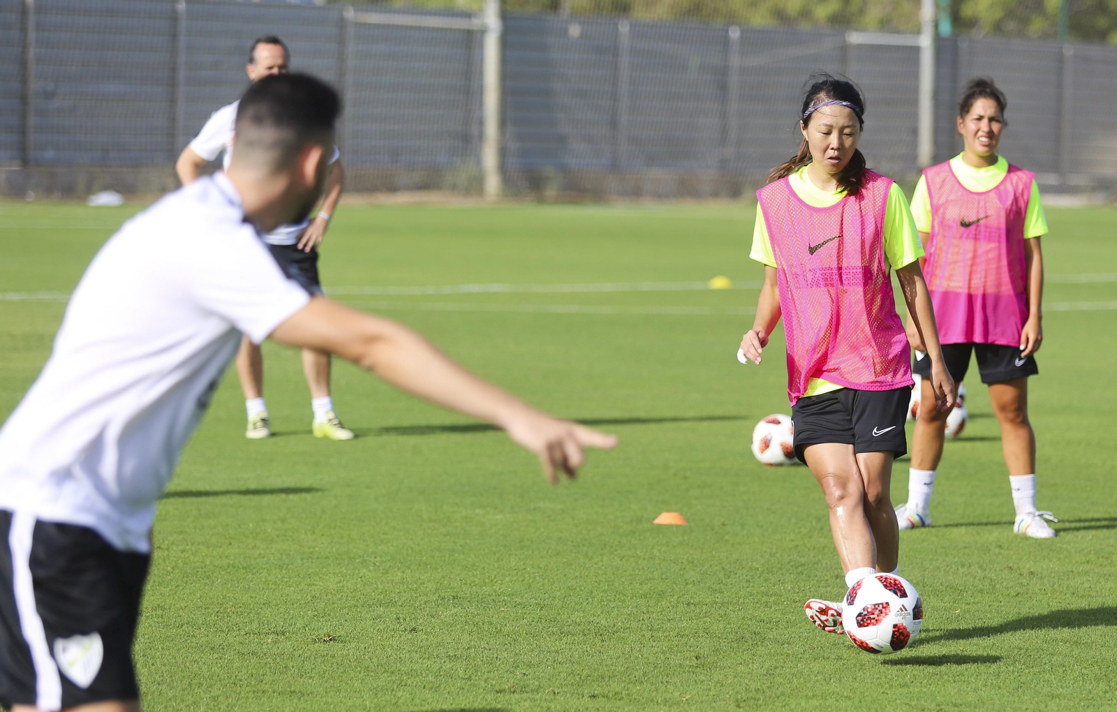 Las fotos del primer entrenamiento de pretemporada del Málaga Femenino