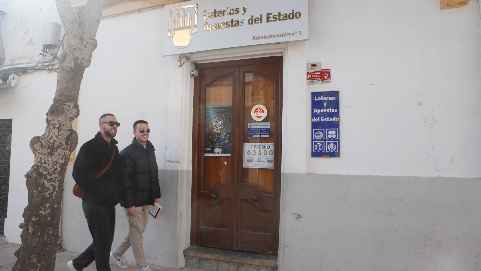 La administración de Tarifa, cerrada.