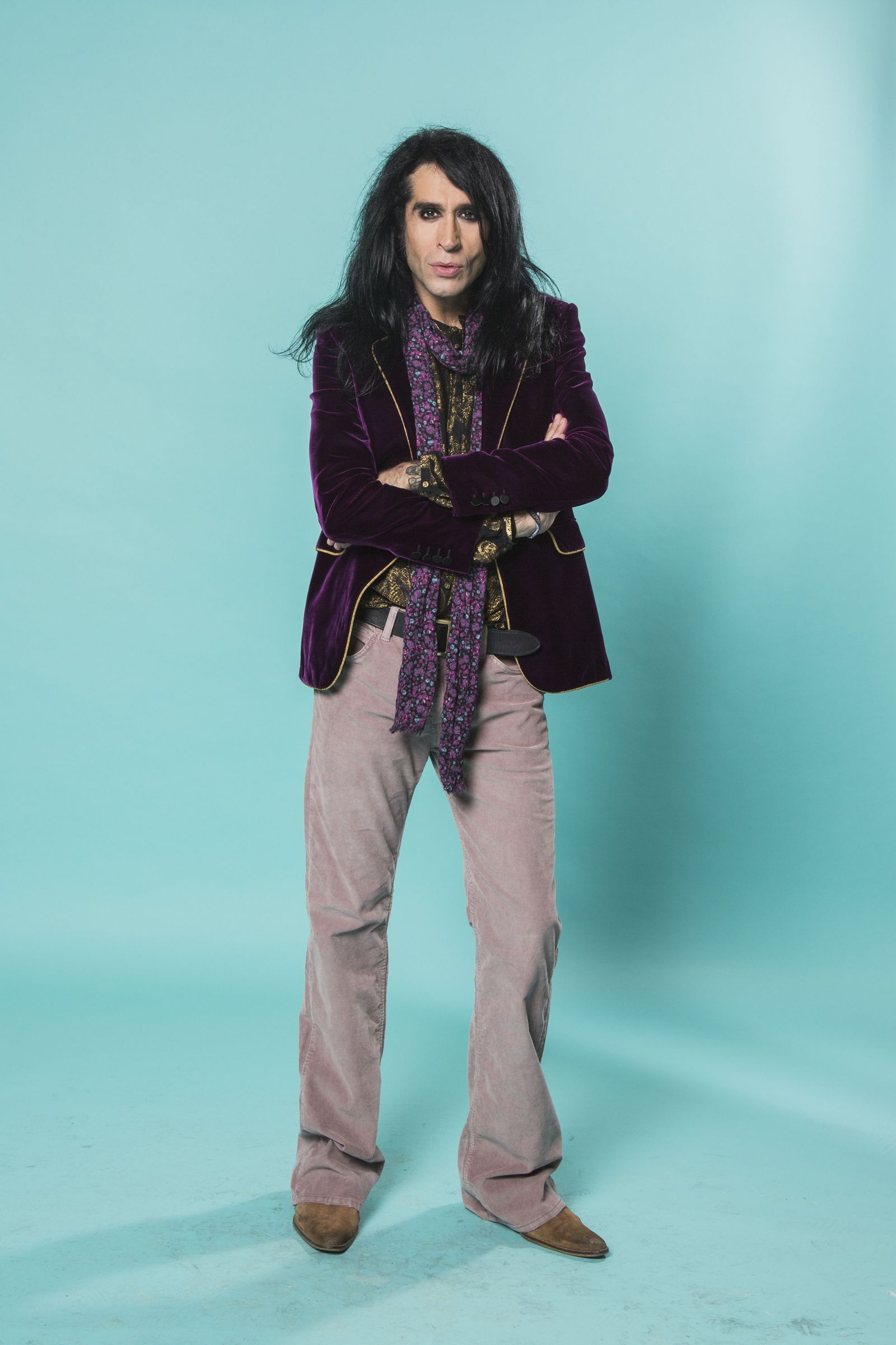 "Nos han inculcado que somos mejores si estamos enamorados"