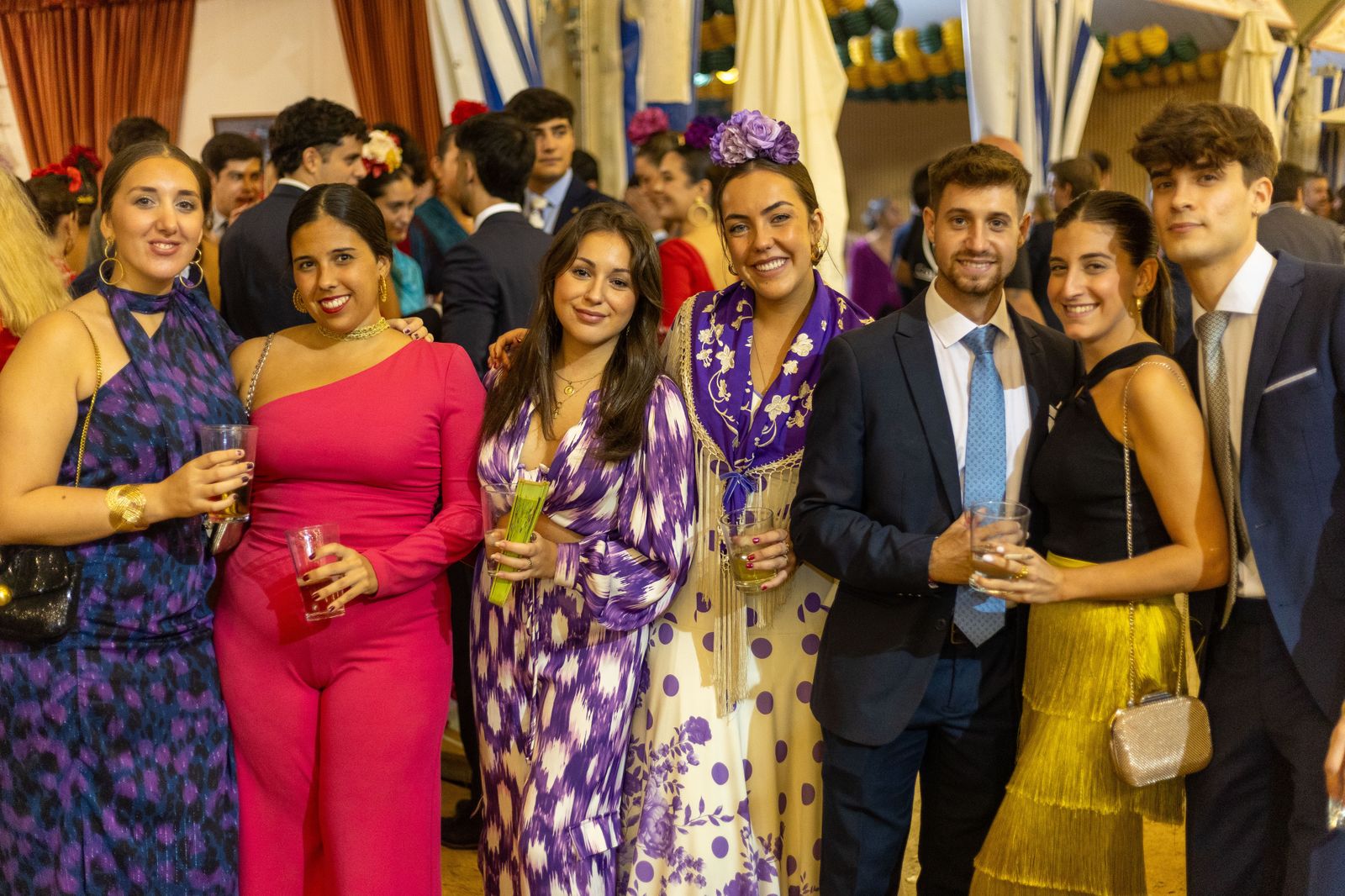 Feria del Caballo 2023: Imágenes del ambiente en la noche del sábado