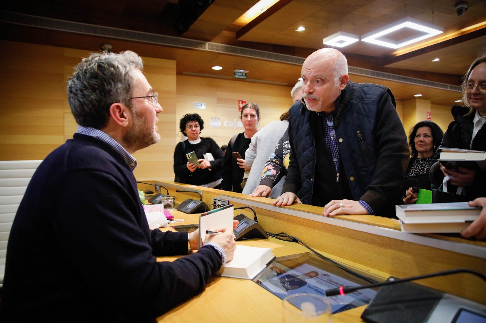 ¿Has estado en la presentación del libro de Máximo Huerta? Entra en la galería y buscate