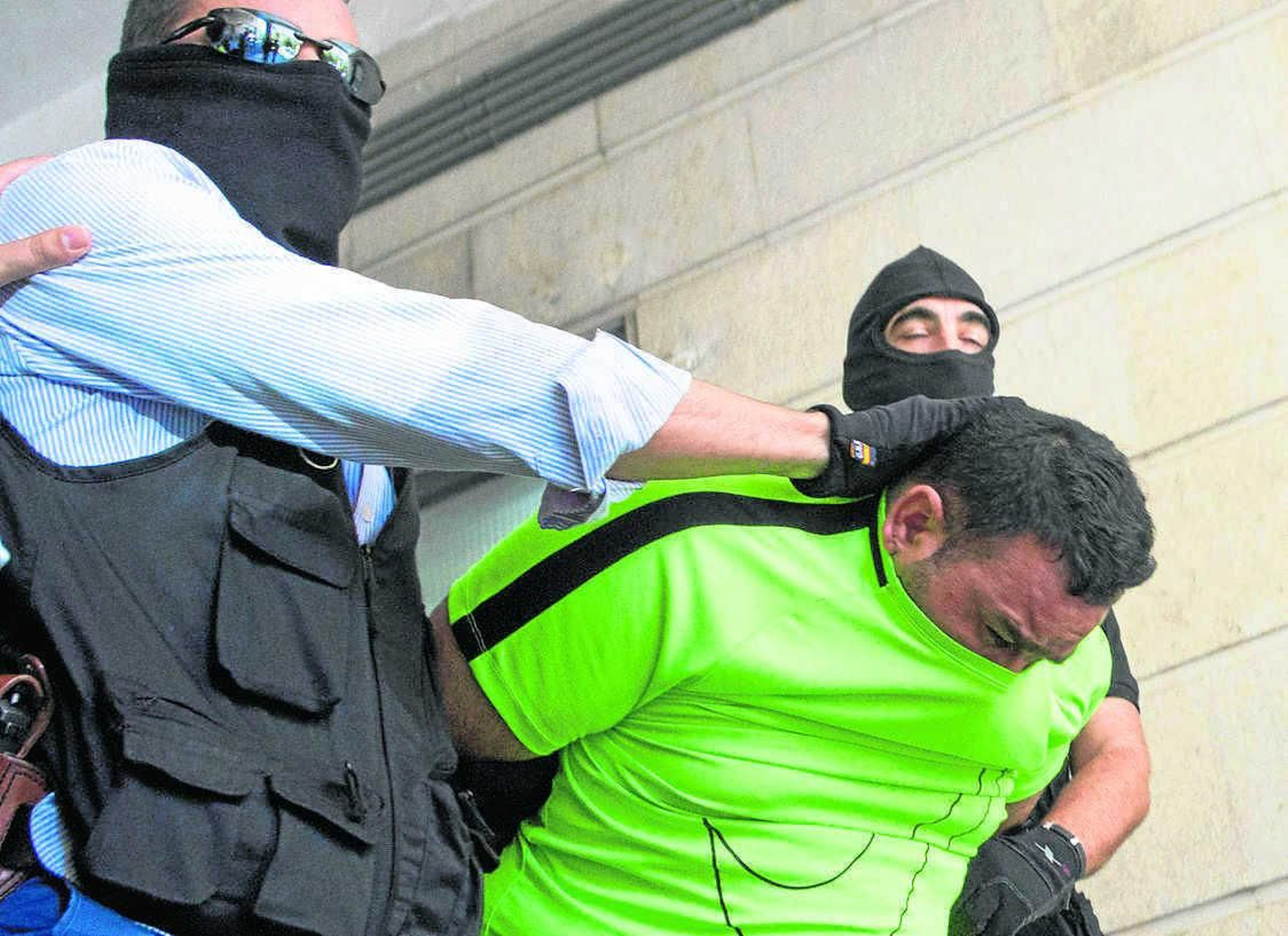 Ricardo García Hernández, 'el Pollino', es conducido por la Policía a los juzgados de Sevilla.