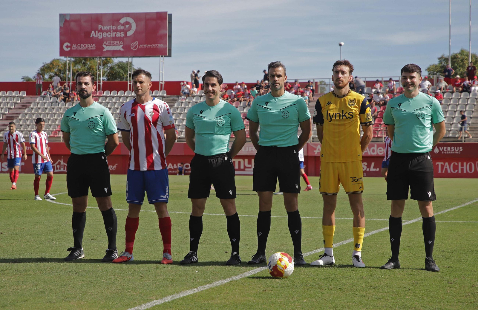Las mejores fotos del Algeciras - Alcorcón de Primera Federación