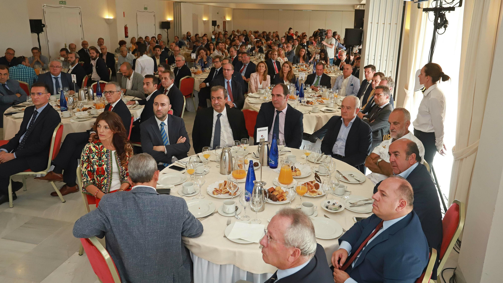 Desayuno - Coloquio de Europa Sur con Gerardo Landaluce