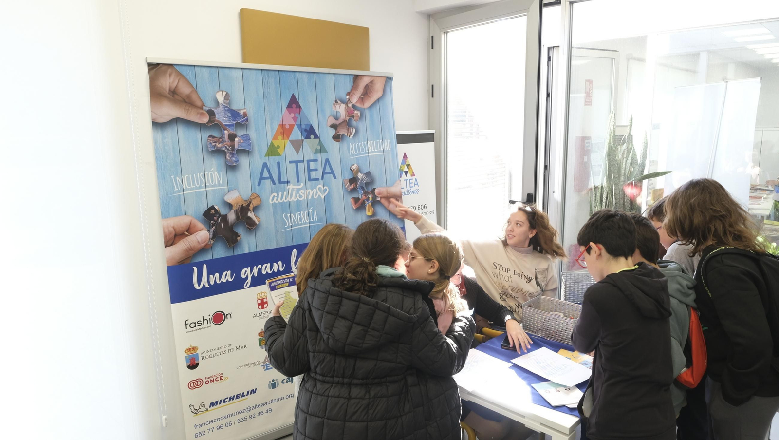 Imágenes de la Jornada de Puertas Abiertas de Asociaciones en el Espacio Alma