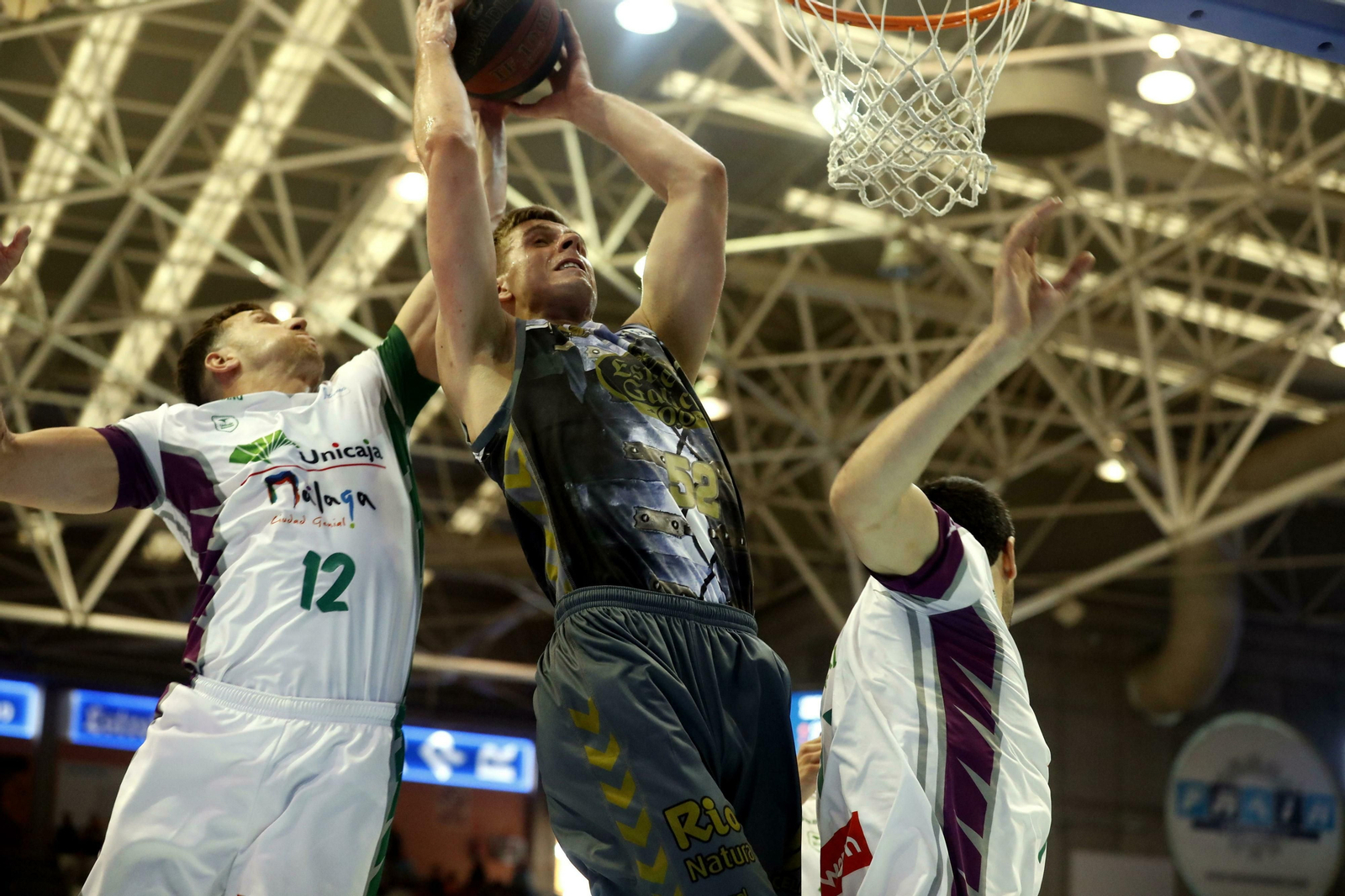El Breogán - Unicaja Baloncesto, en fotos
