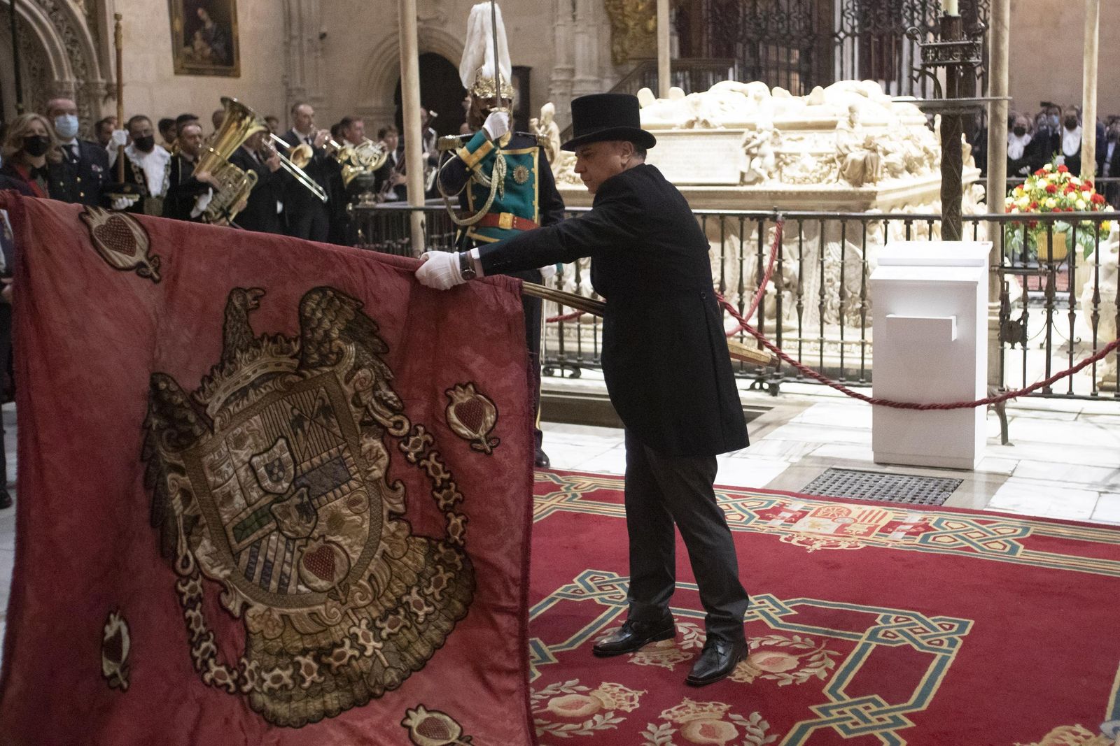 Fotos: Así transcurrió el Día de la Hispanidad en Granada