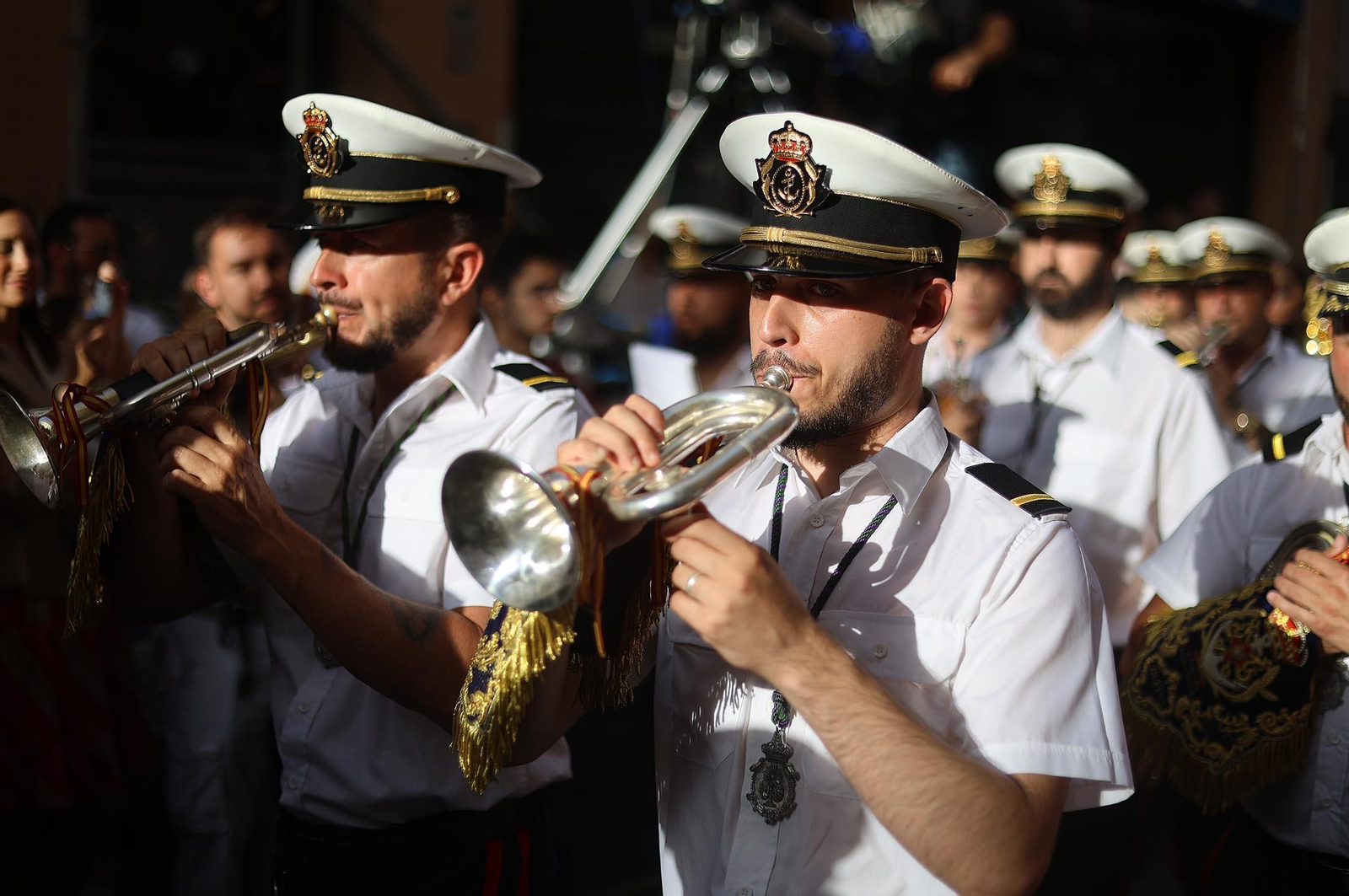 Imágenes de la procesión extraordinaria de la Virgen de la Esperanza por las calles de Huelva