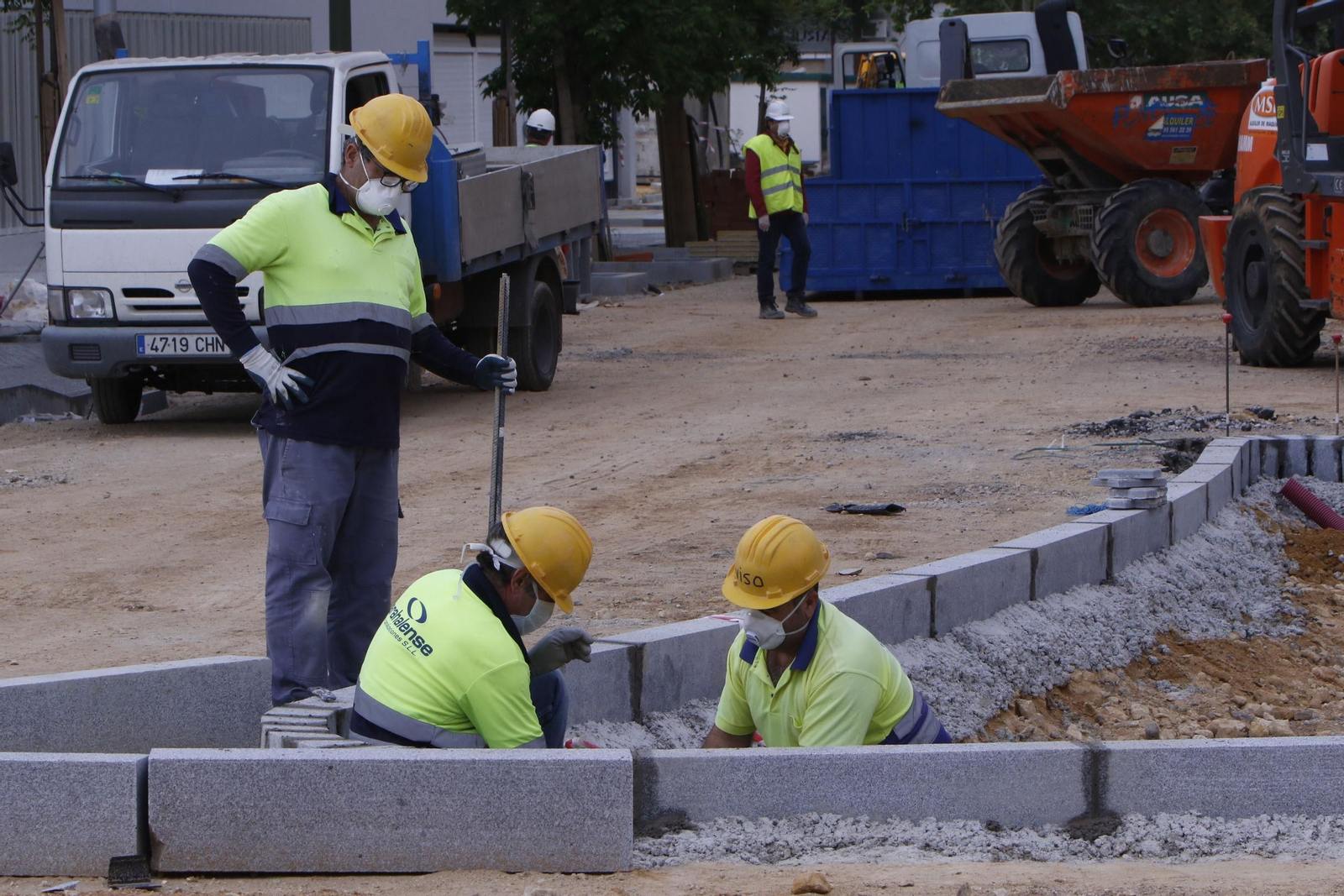 Trabajadores en una obra. Trabajadores en una obra.