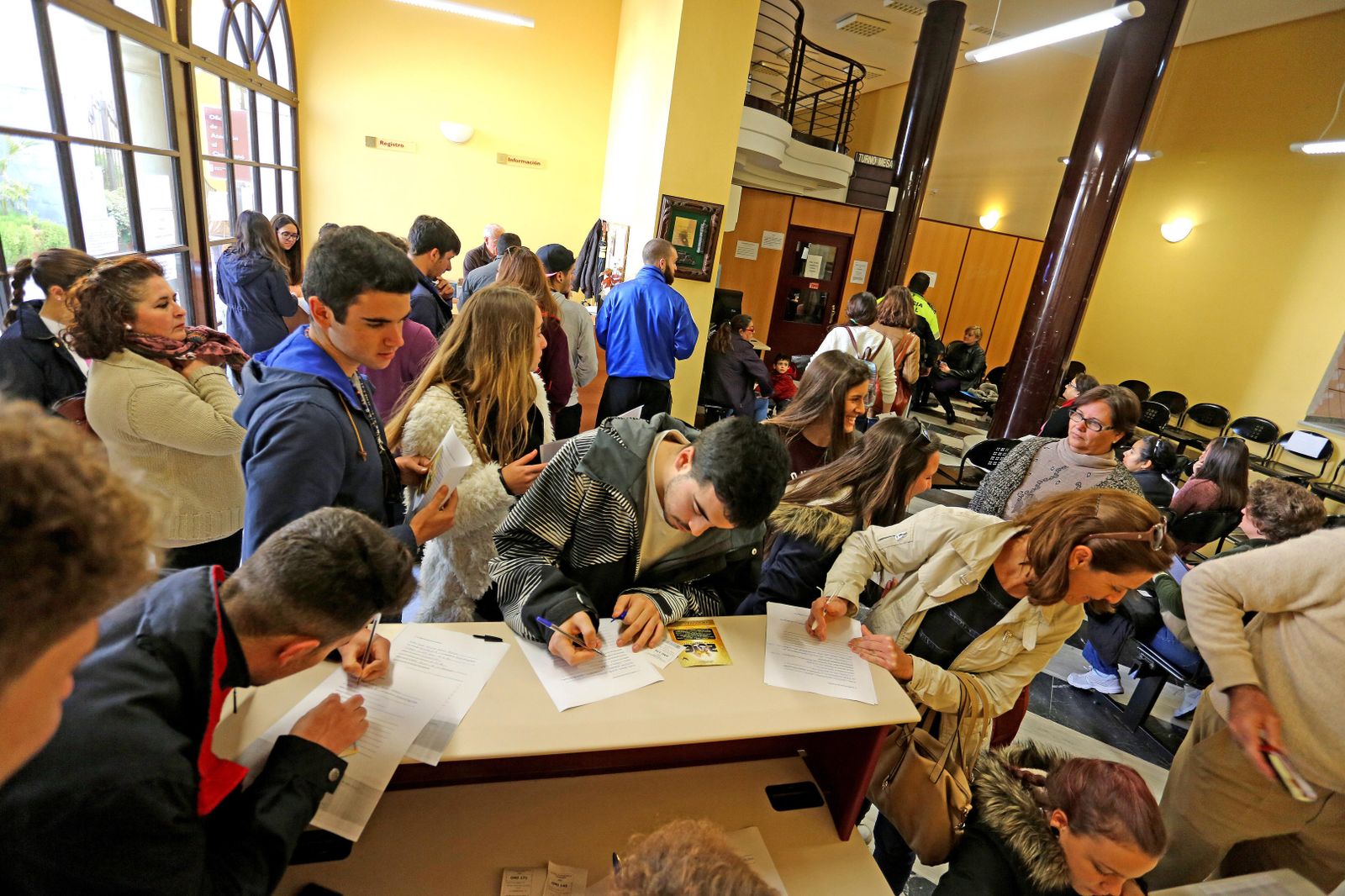 La Oficina de Atención al Ciudadano, abarrotada el pasado enero por las denuncias de los afectados.