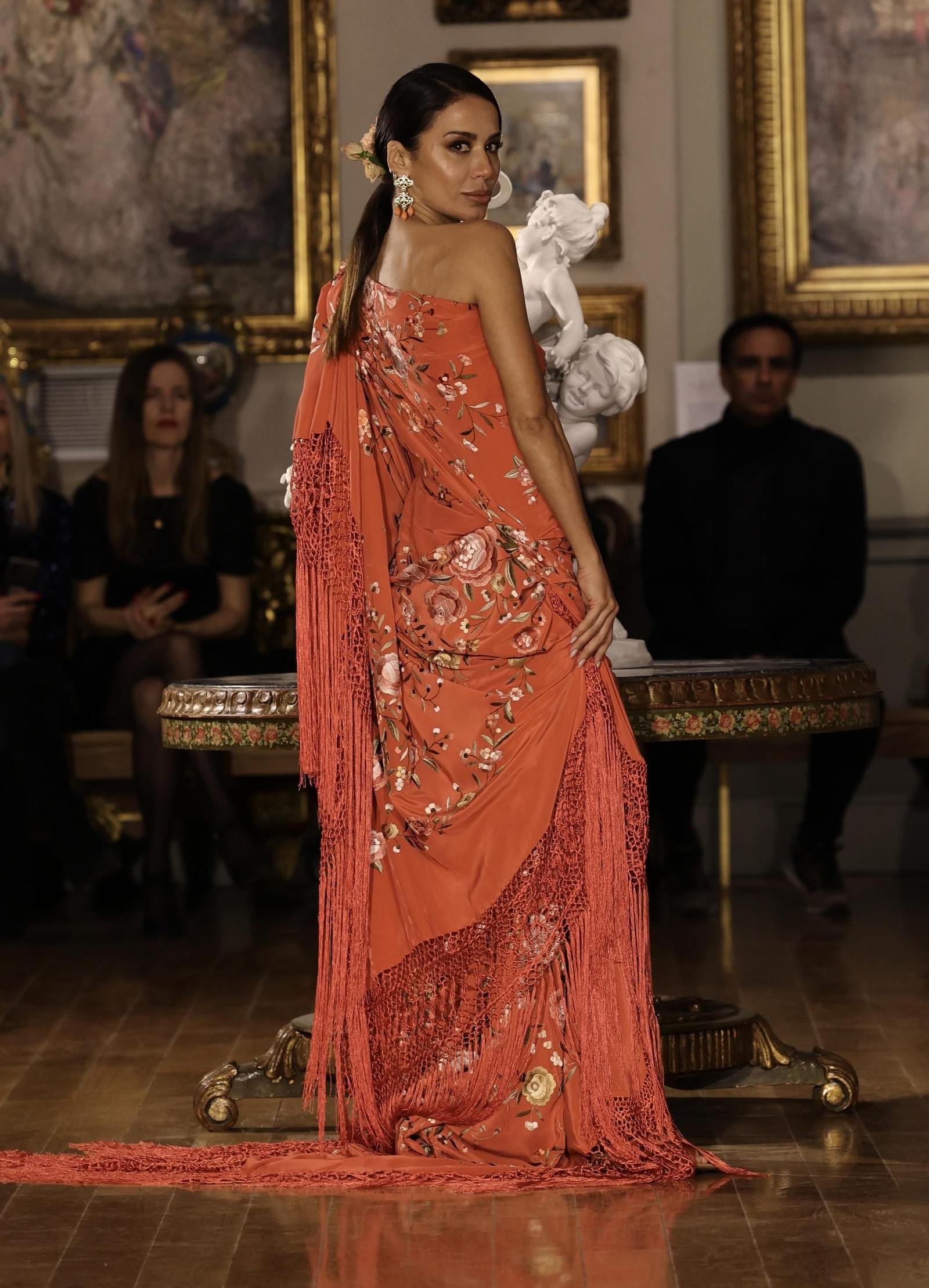 Desfile NIQO QLAMENCO