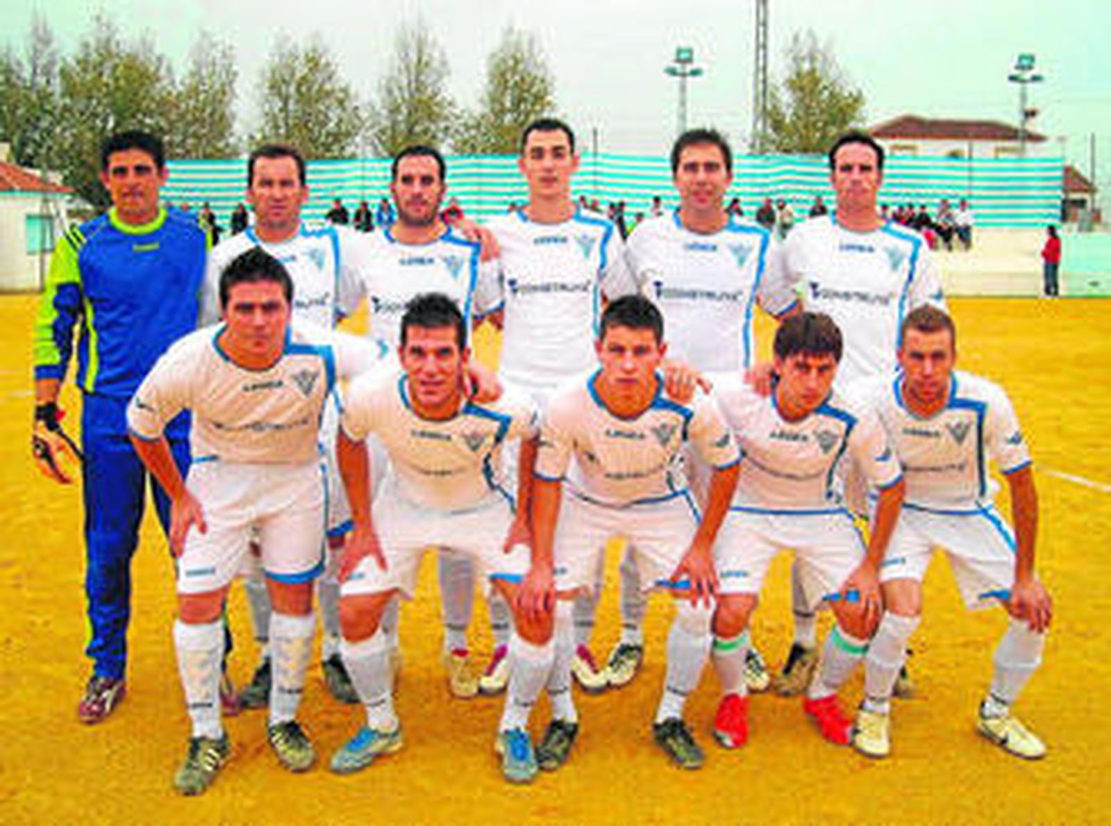 El Villablanca (en la imagen) no consiguió la permanencia en la Preferente pese a denunciar al Bollullos.