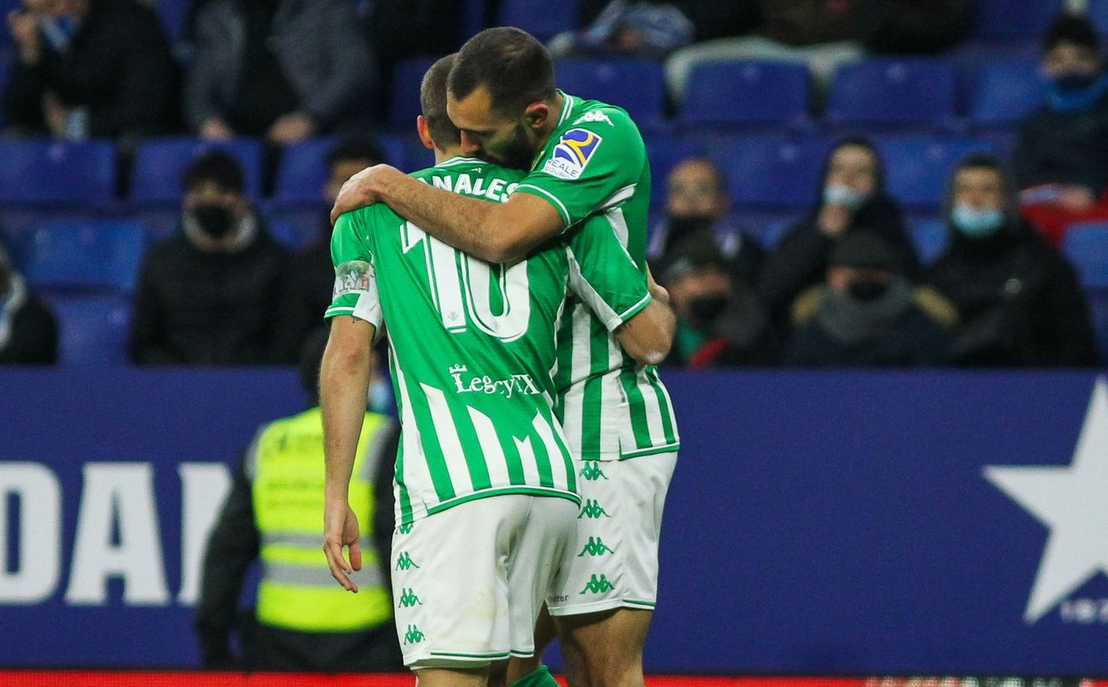 Borja Iglesias: "El equipo cree en la idea y genera mucho"