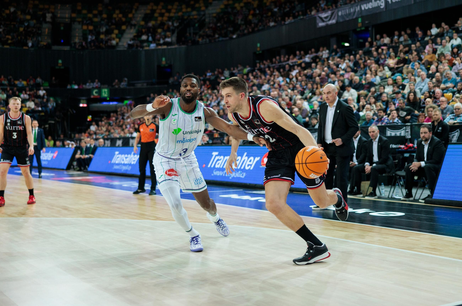 Melvin Ejim, sus cuatro años y seis títulos en Málaga