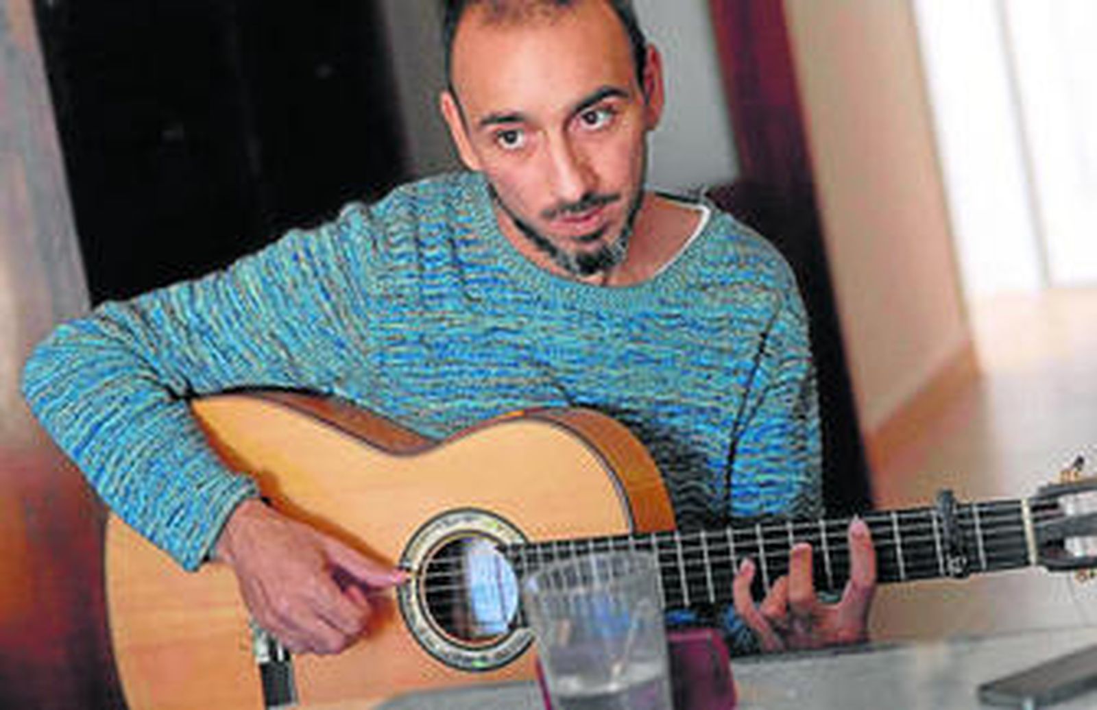 Rycardo Moreno durante una de las 'master class' que imparte en su estudio de Lebrija.