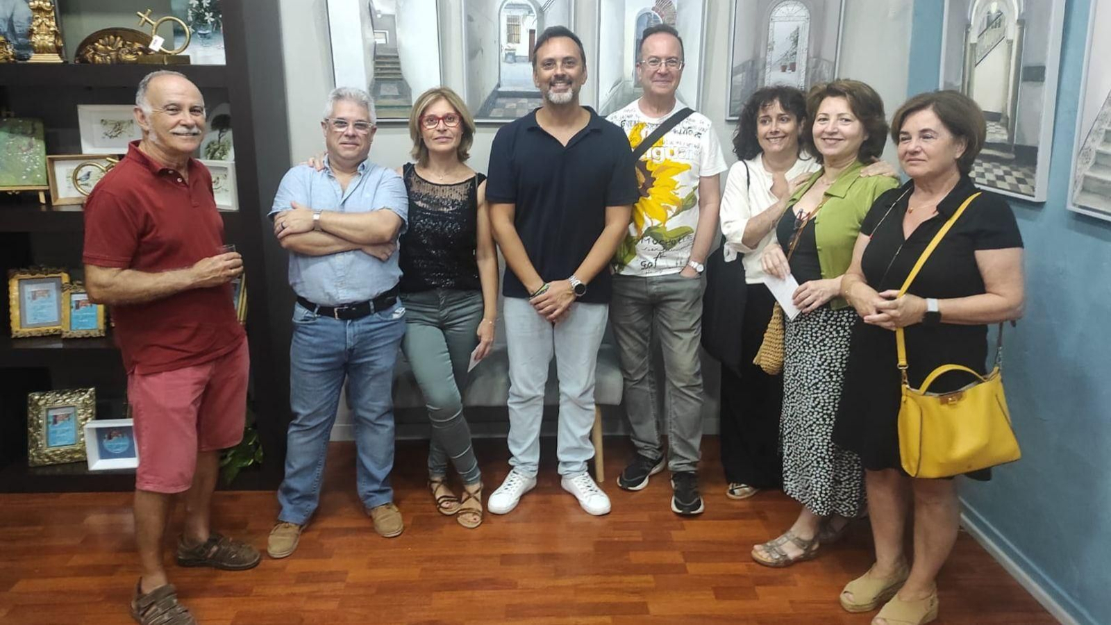 La exposición de Fernando Devesa se puede visitar en Cuadros La Galería. La exposición de Fernando Devesa se puede visitar en Cuadros La Galería.