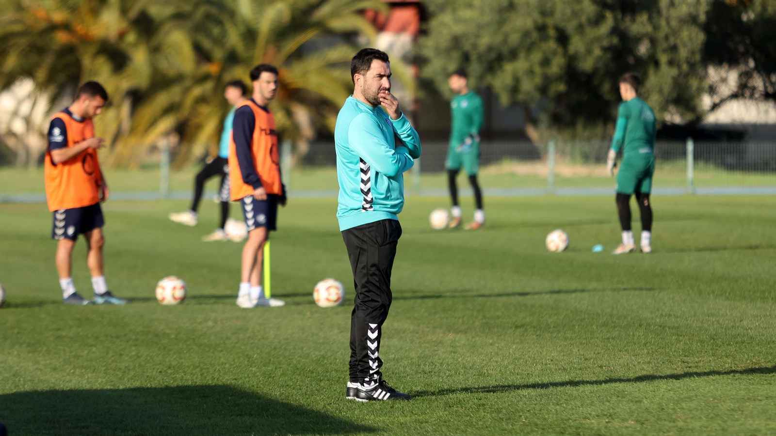 Primer entrenamiento de Antonio Fernández Rivadulla al mando del Xerez DFC