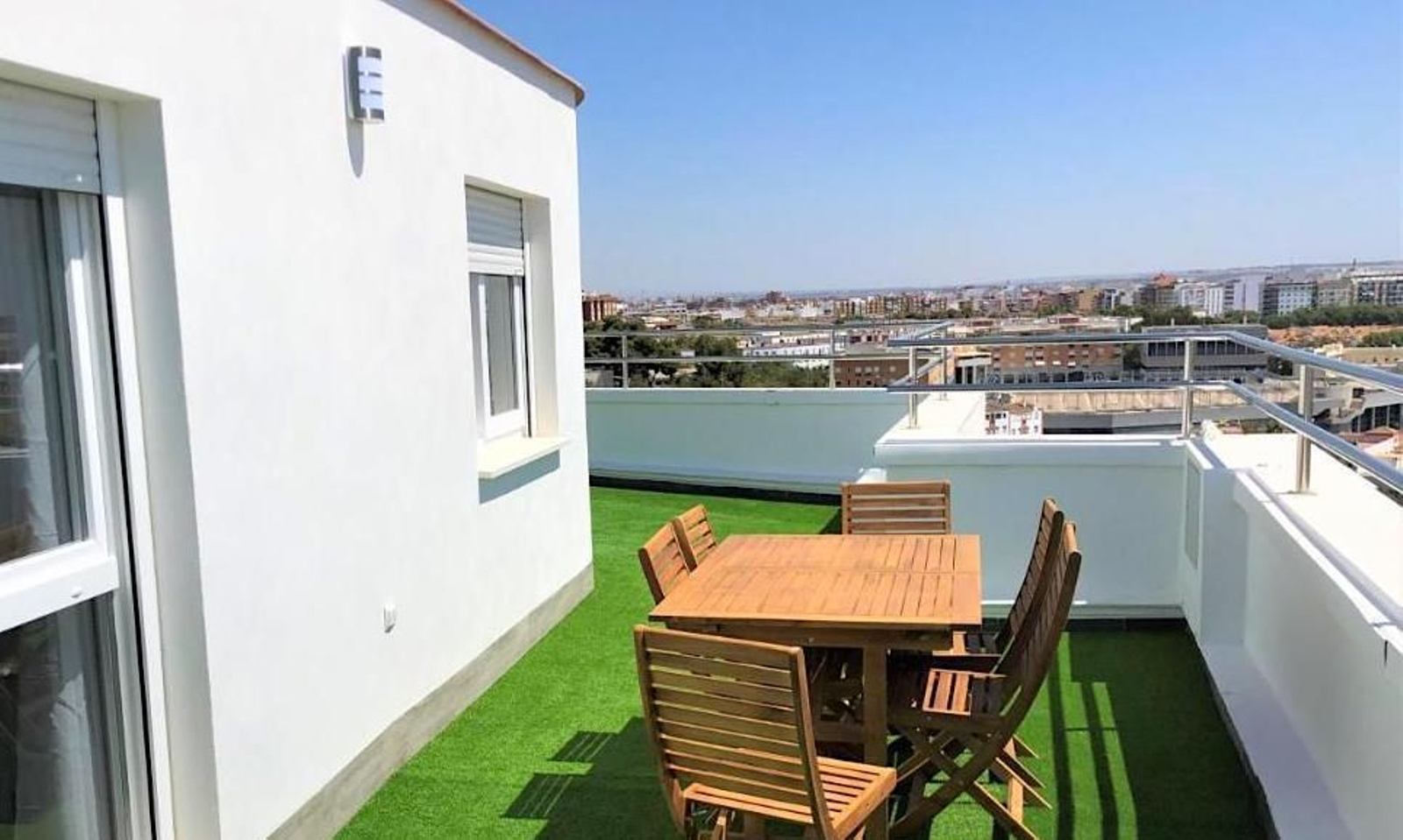 Este ático en pleno centro de Huelva tiene las mejores vistas de toda la ciudad