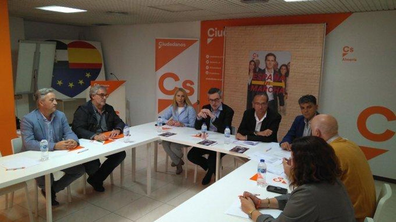 Reunión de la Mesa del Ferrocarril con los candidatos de Ciudadanos