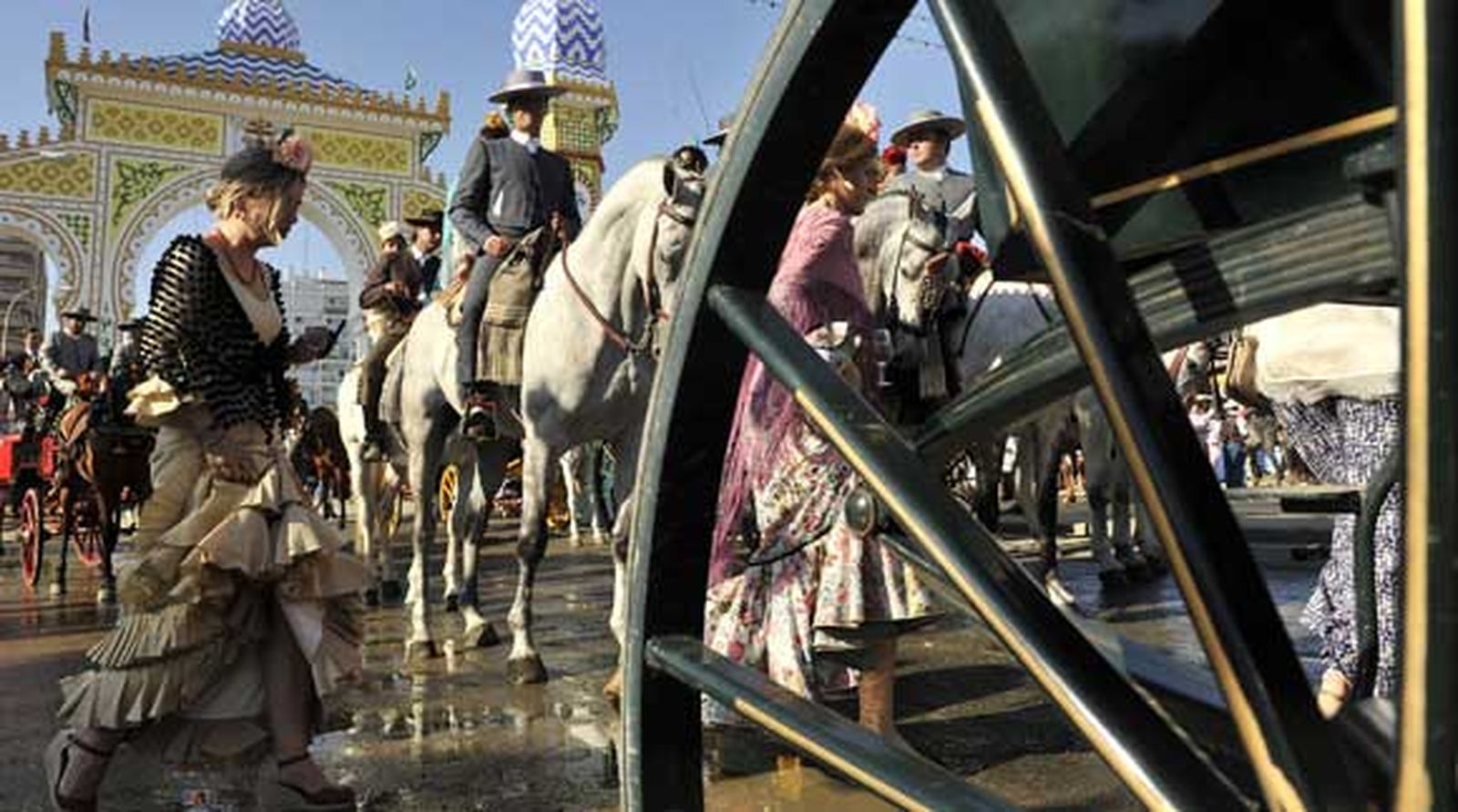 Heridos dos policías fuera de servicio tras mediar en dos peleas