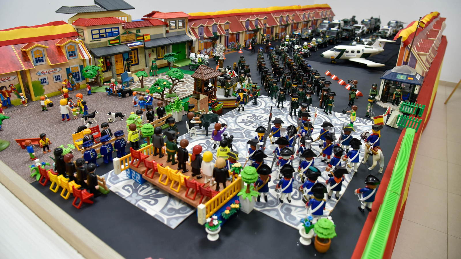 La exposición de Playmovil Homenaje a la Guardia Civil