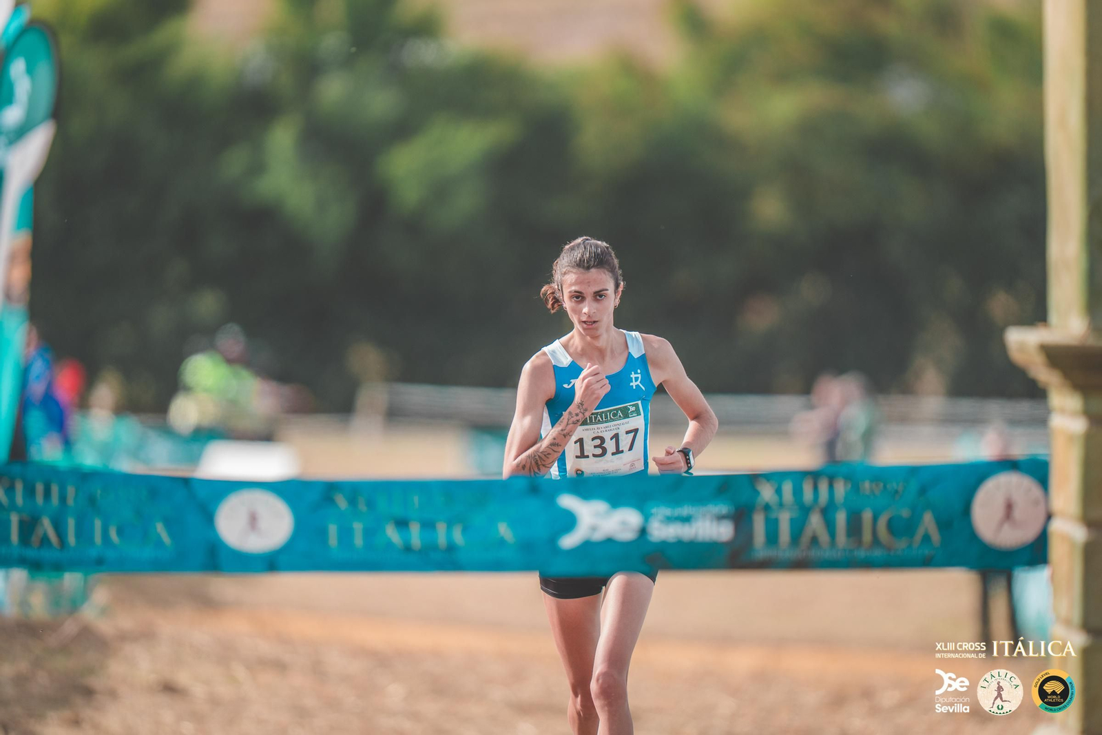 Búscate en las fotos del Cross de Itálica 2025 | 1