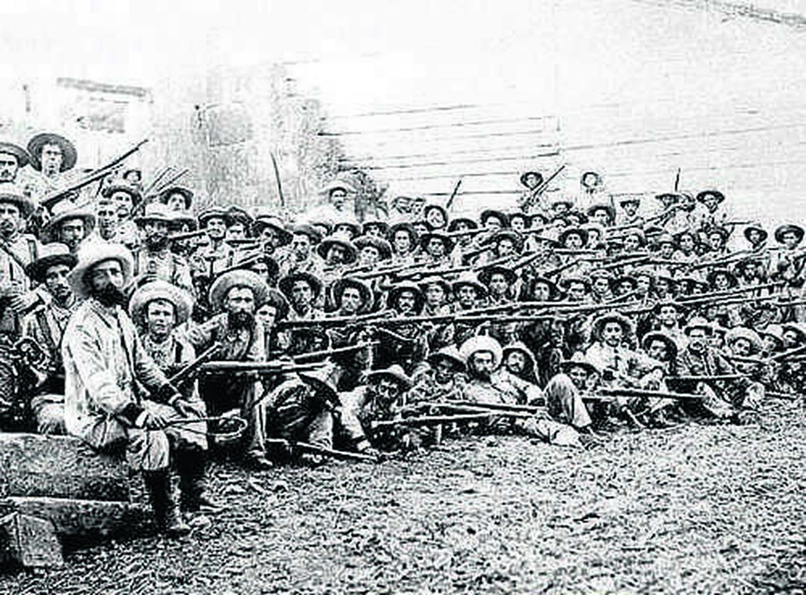 Soldados españoles en ultramar, en 1898.