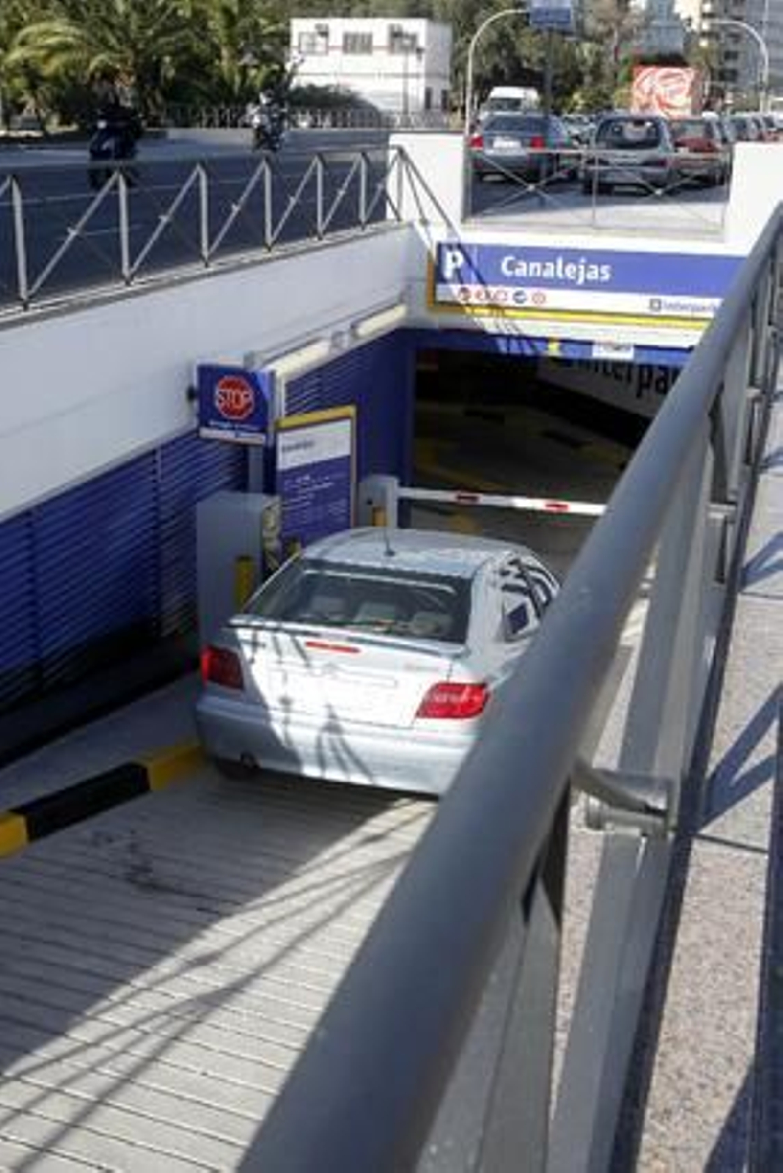 Teófila Martínez inaugura la ampliación del parking de Canalejas. 

Foto: Jesus Marin