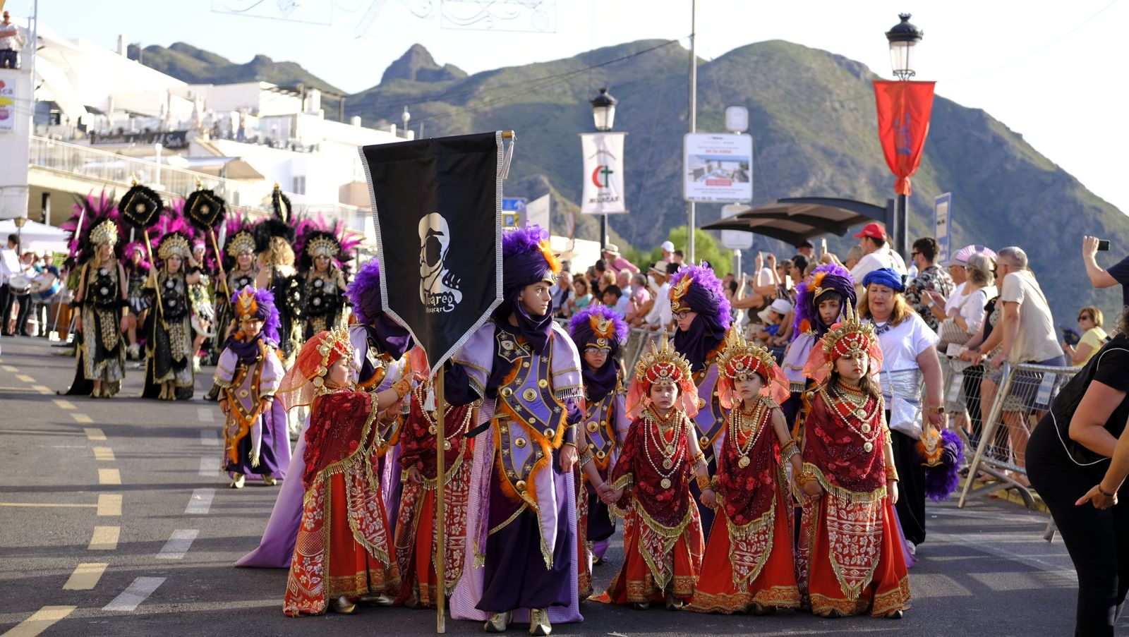 Imágenes del desfile de Moros y Cristianos de Mojácar