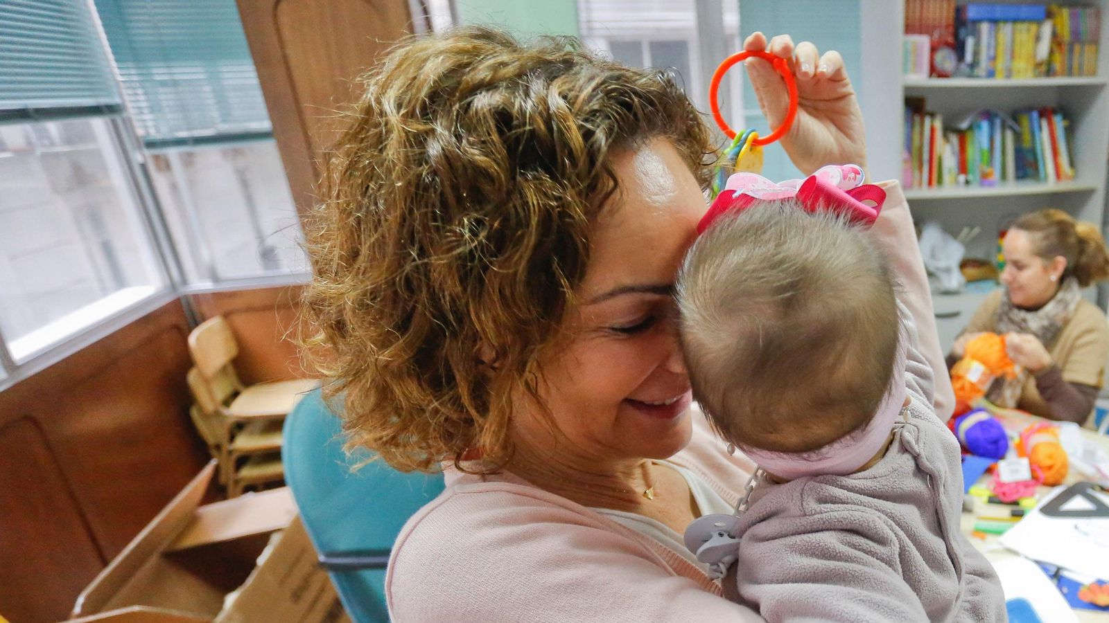 La lactancia materna actúa de manera beneficiosa sobre el organismo de la madre