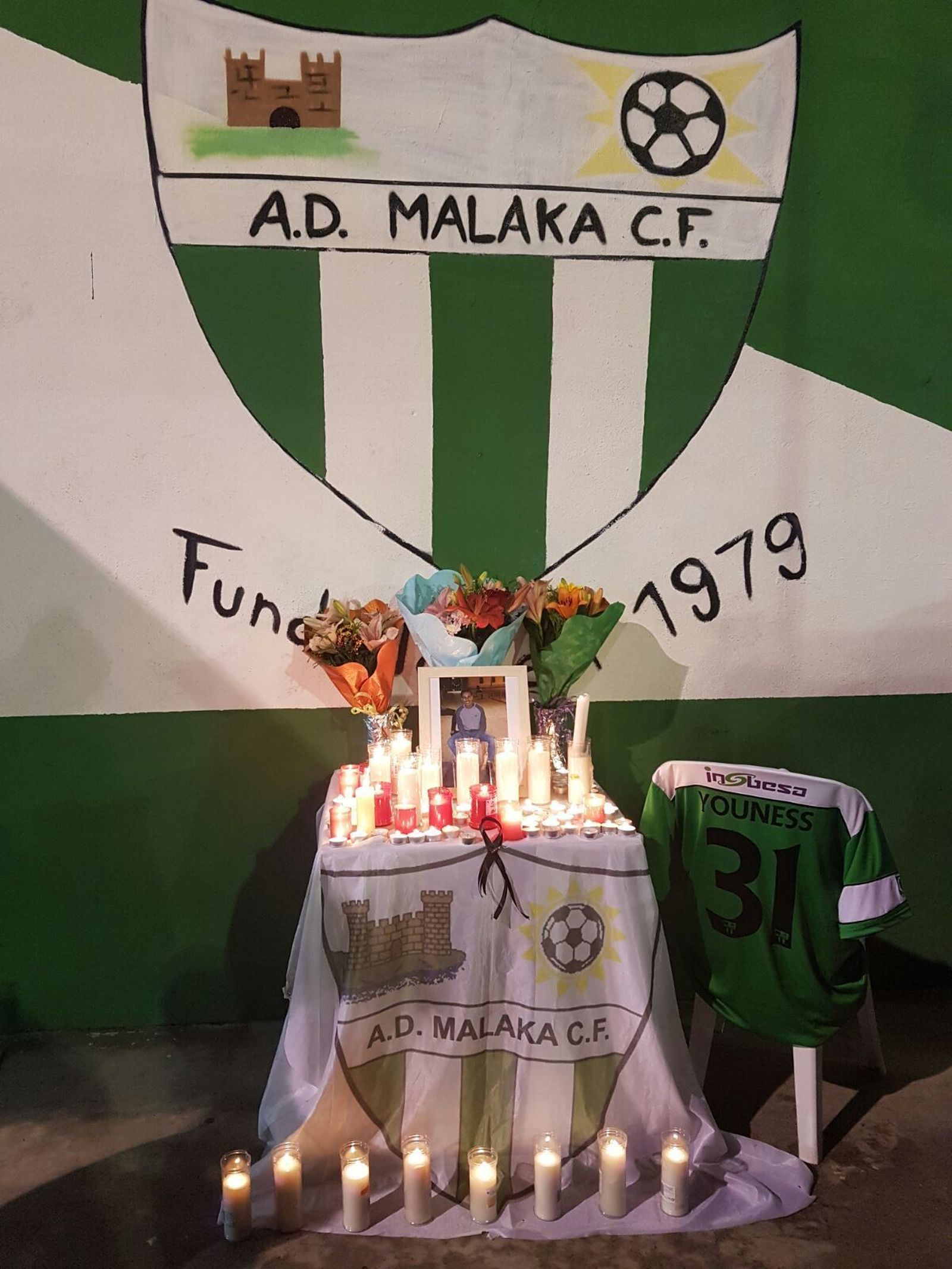 Imagen del altar improvisado en la sede del Malaka.