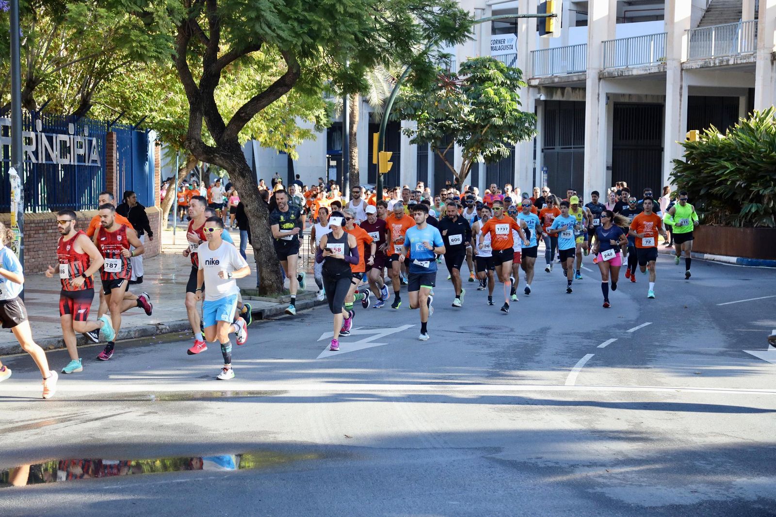 Búscate en las fotos de la Carrera de la Prensa en Málaga