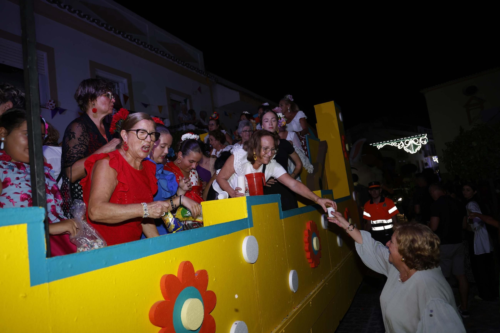 Búscate en las fotos de la cabalgata de la Feria Real de San Roque 2025
