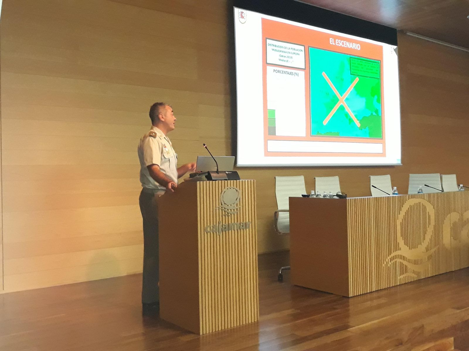 El general Antonio Esteban López, jefe de estudios de la Escuela Superior de las Fuerzas Armadas.