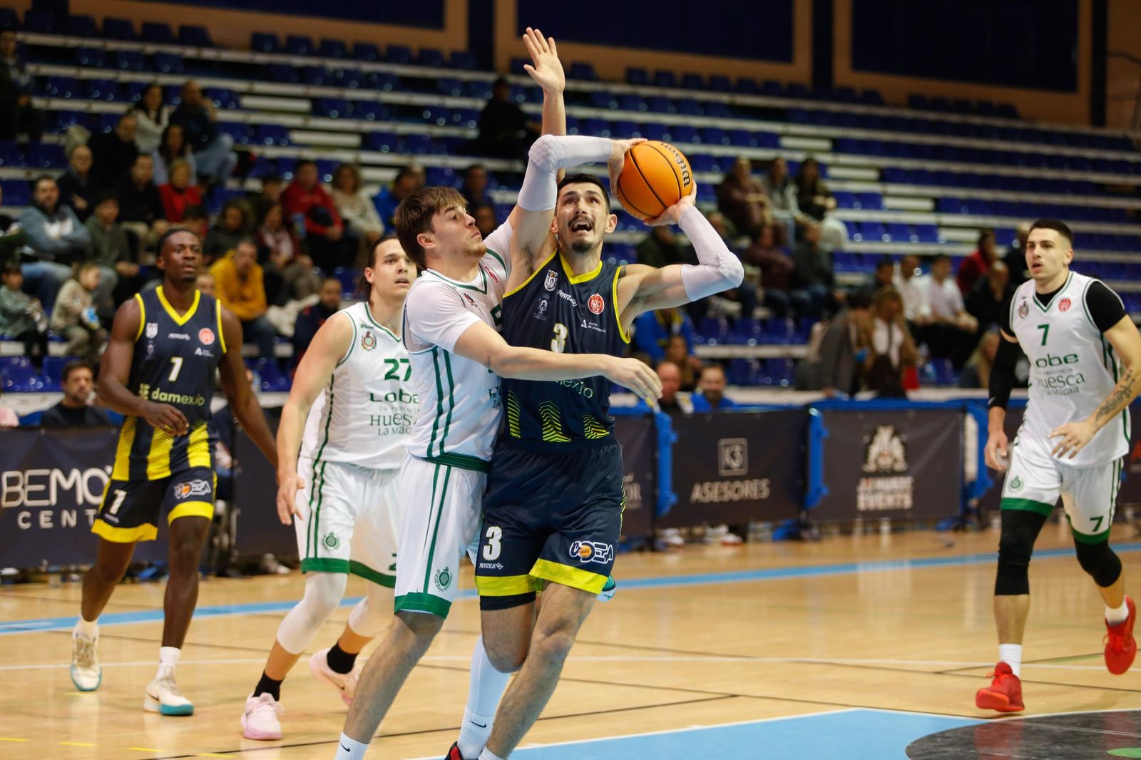 Las fotos del Udea-Lobe Huesca de Segunda FEB