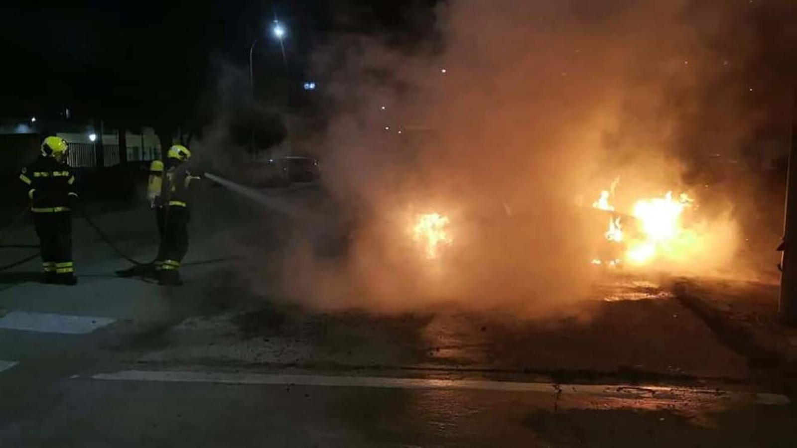 Las fotos de los destrozos del mobiliario urbano en la Línea de la Concepción