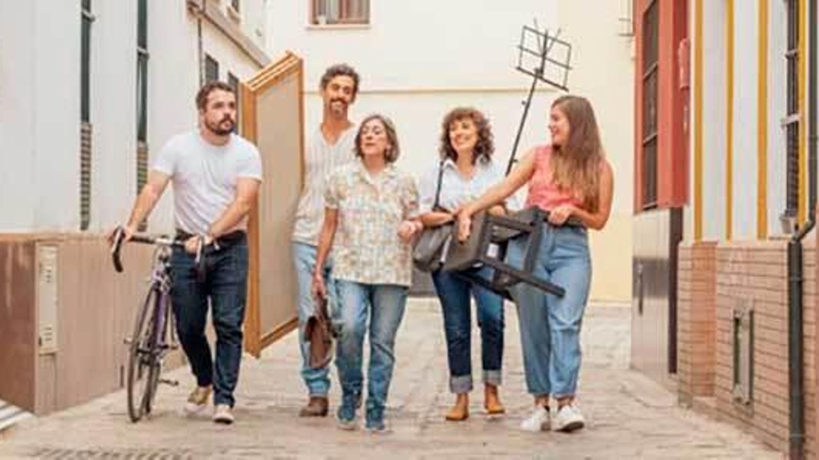 Adaptación de la obra 'La habitación roja' de August Strindberg.