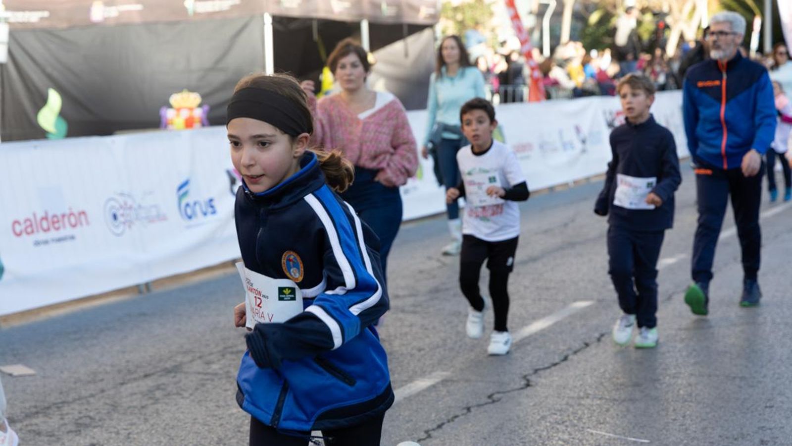 En imágenes: Los niños y niñas de los colegios de Jaén, protagonistas de la San Antón Escolar