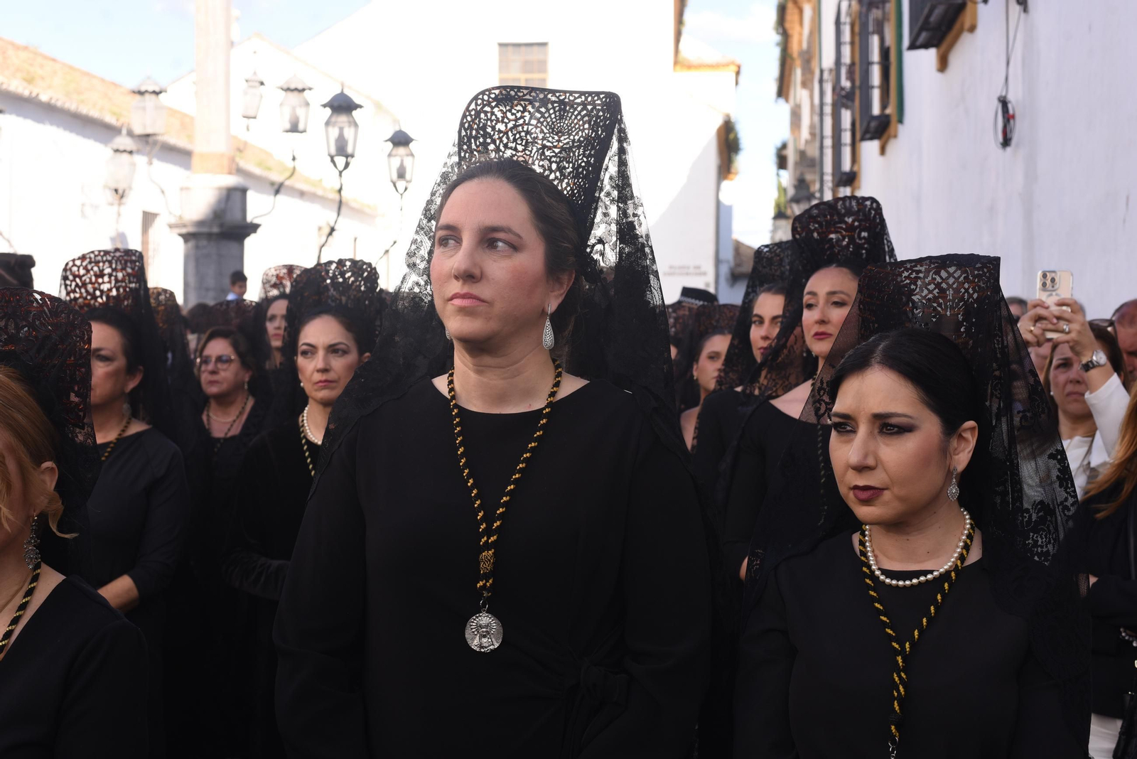 La procesión de los Dolores en este Viernes Santo de Córdoba, en imágenes