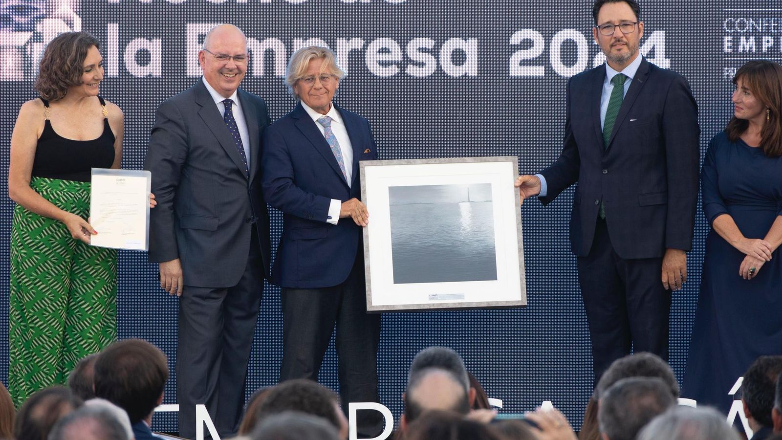 David Torrent Orteja recoge la distinción de la CEC.