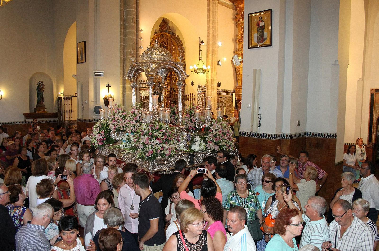Las imágenes de la última visita de la Virgen de la Cinta a San Pedro hace diez años
