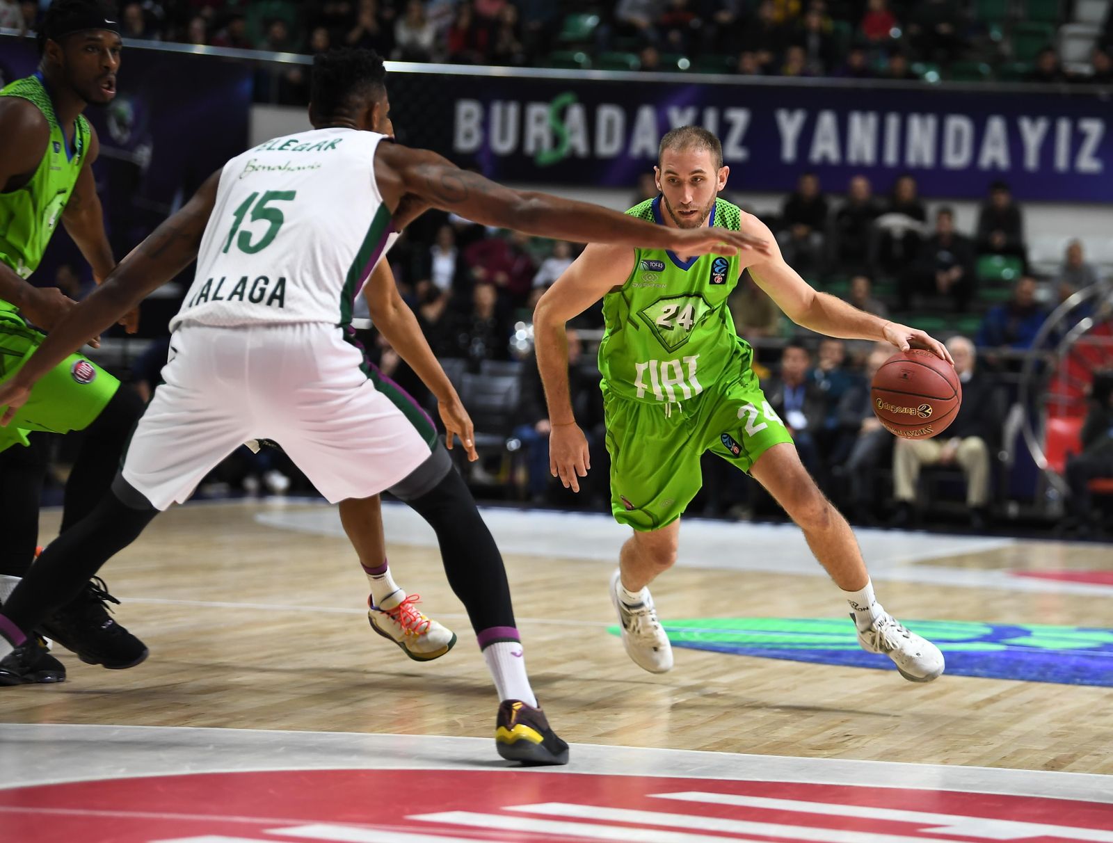 Matt Lojeski, en un enfrentamiento ante el Unicaja esta temporada.