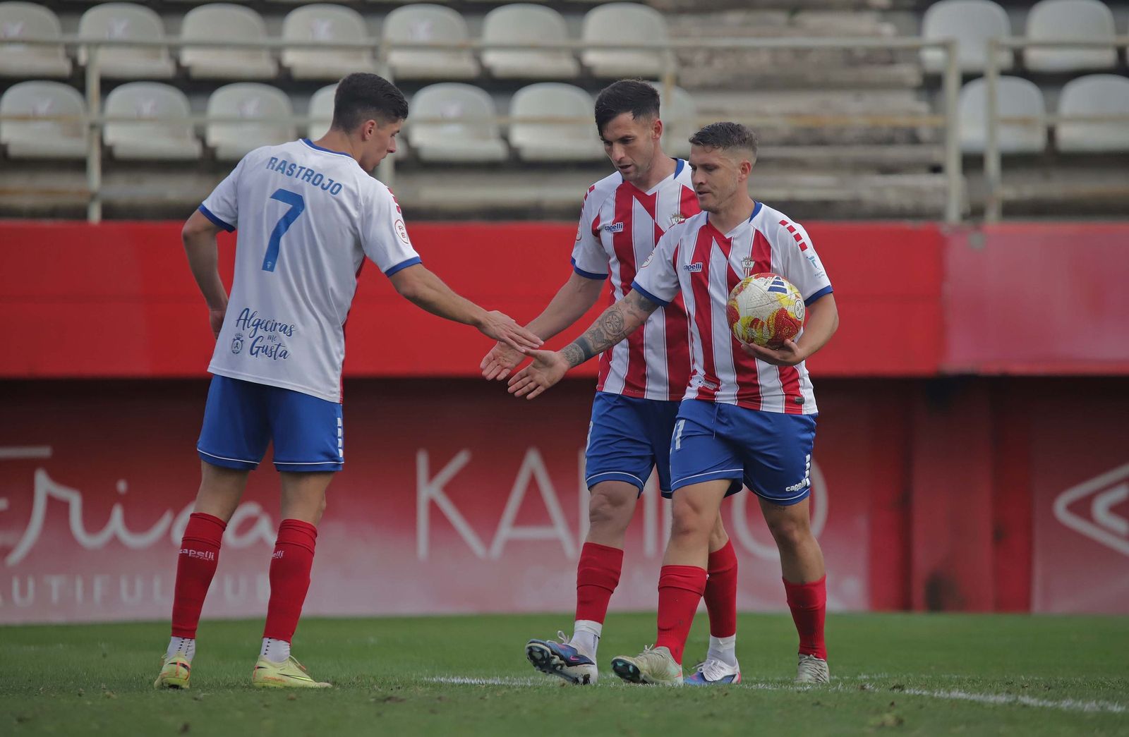 Las mejores fotos del Algeciras - Betis Deportivo de Primera Federación