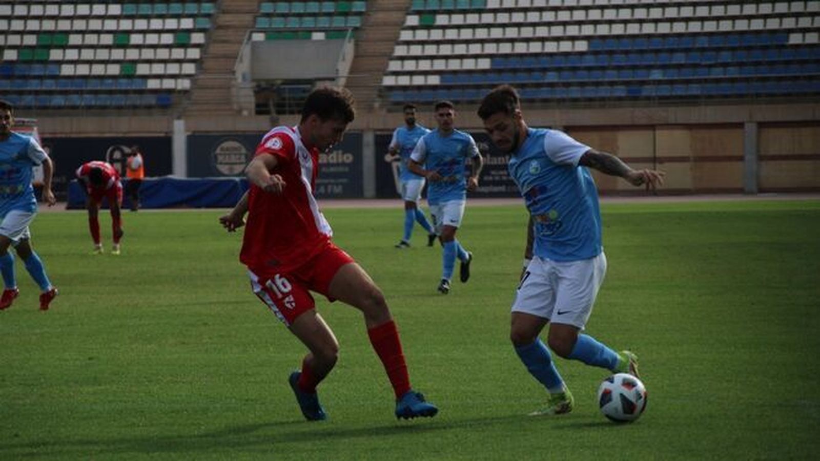 El cuadro celeste cambiará esta tarde el césped de Santo Domingo por el del Salva Sevilla