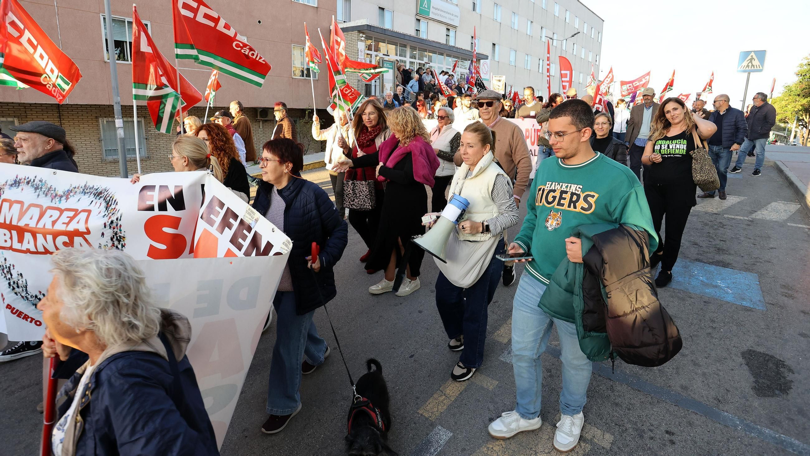 Concentración por la sanidad pública y la atención primaria en el Hospital de Jerez