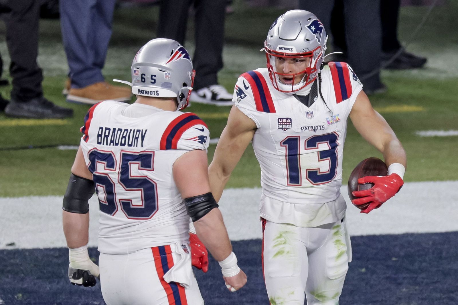 Las mejores fotos de la Super Bowl con la actuación de Bad Bunny