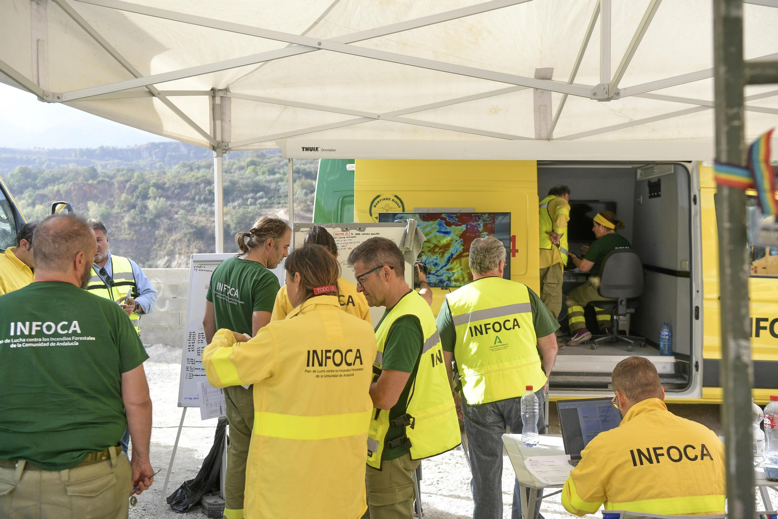 Las imágenes del incendio de Granada que causa terror en la provincia