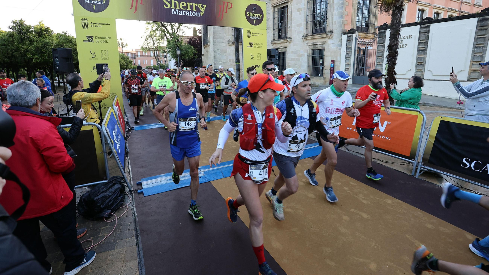 Búscate en la Sherry Maratón 2025 de Jerez (I)