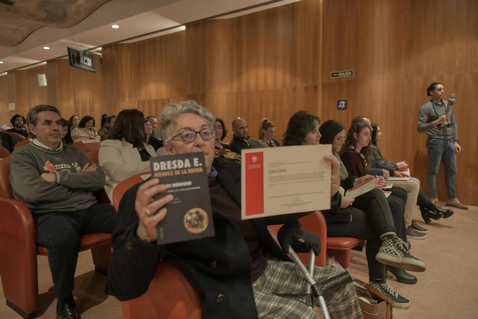 Entrega de la primera edición de los premios a los mejores trabajos fin de grado, fin de máster y tesis doctorales del ámbito de la igualdad y la inclusión en la UGR en imágenes