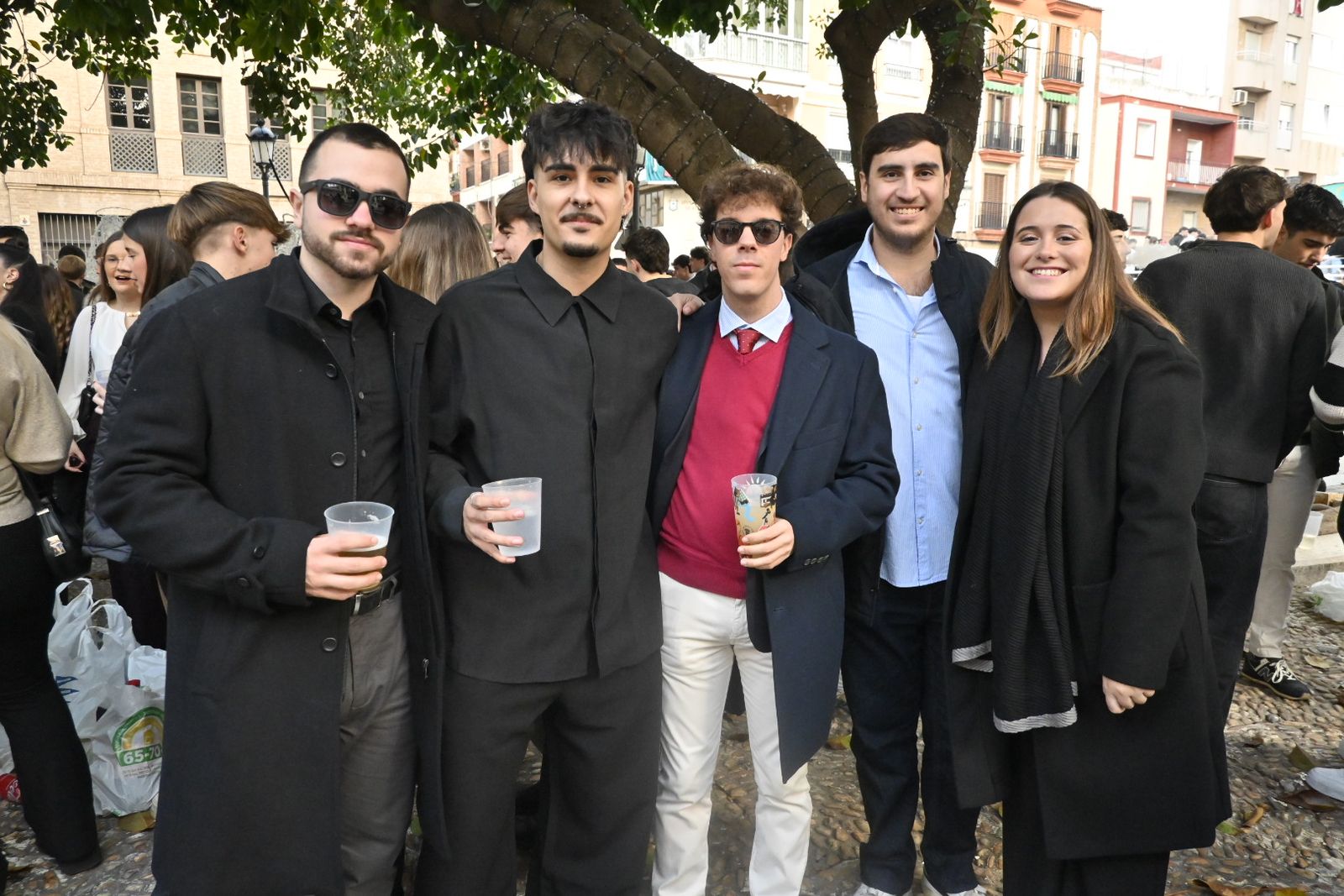 Búscate en las mejores fotografías del tardeo de este 31 de diciembre en Huelva